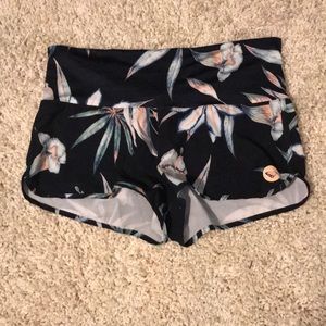 Roxy shorts